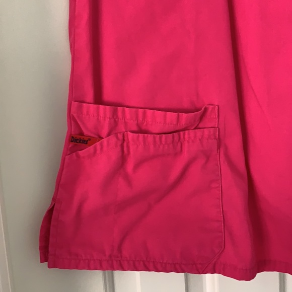 Women’s Pink Scrub Top - Picture 3 of 5